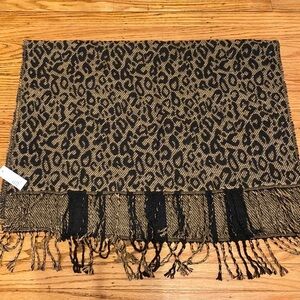 Apt 9 reversible blanket scarf nwt